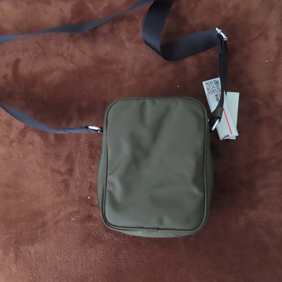 NWT We Ar4  military godspeed crossbody Small Travel Fanny Pack - Picture 3 of 3